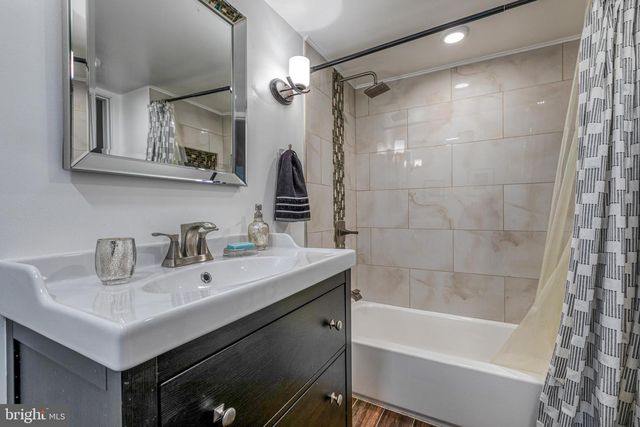 63 ACADEMY RD, Bala Cynwyd, PA 19004