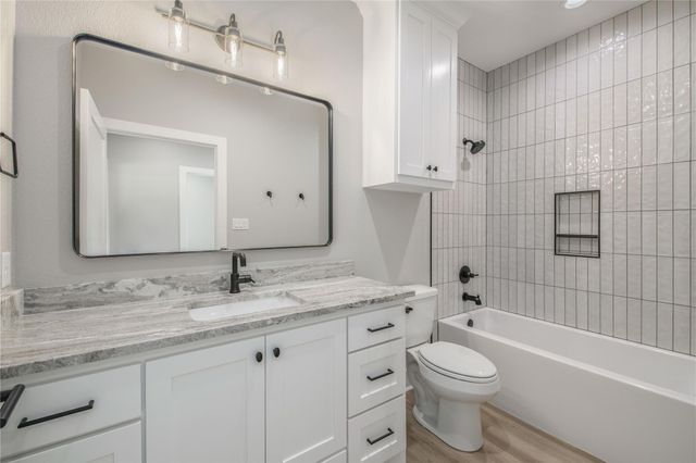 5403 Woodland Park Drive, College Station, TX 77845
