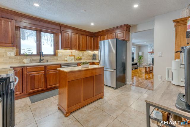 49 Gideon Lane, Glastonbury, CT 06033