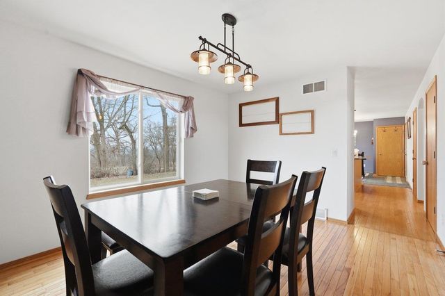 18 Prescott Circle, Madison, WI 53719