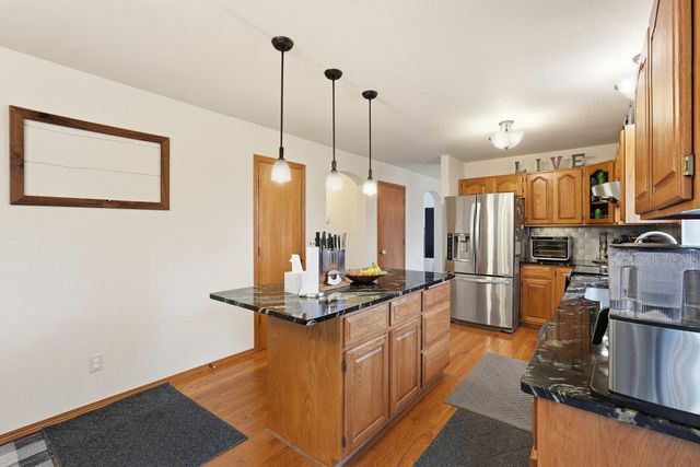 18 Prescott Circle, Madison, WI 53719