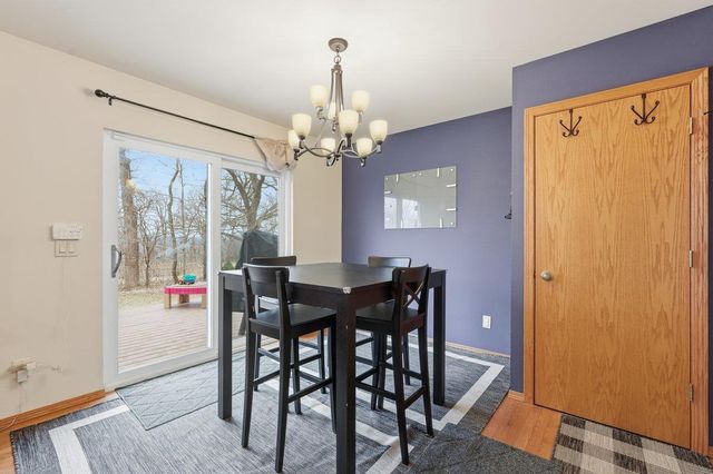 18 Prescott Circle, Madison, WI 53719