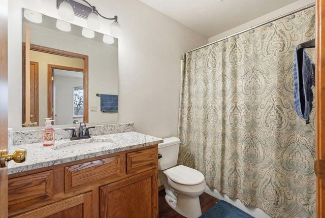 18 Prescott Circle, Madison, WI 53719