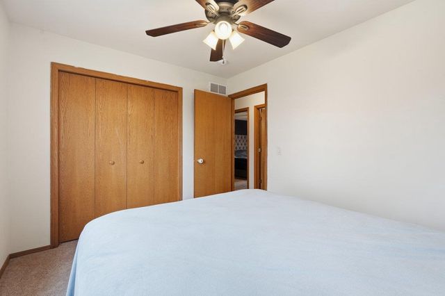 18 Prescott Circle, Madison, WI 53719