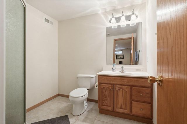 18 Prescott Circle, Madison, WI 53719