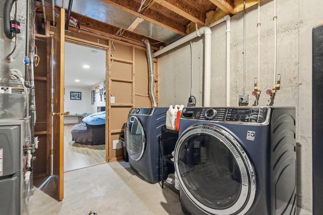 18 Prescott Circle, Madison, WI 53719