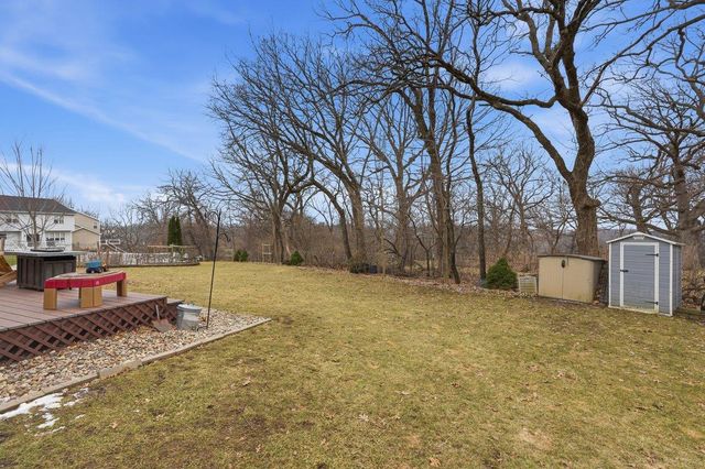 18 Prescott Circle, Madison, WI 53719