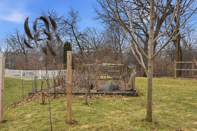 18 Prescott Circle, Madison, WI 53719