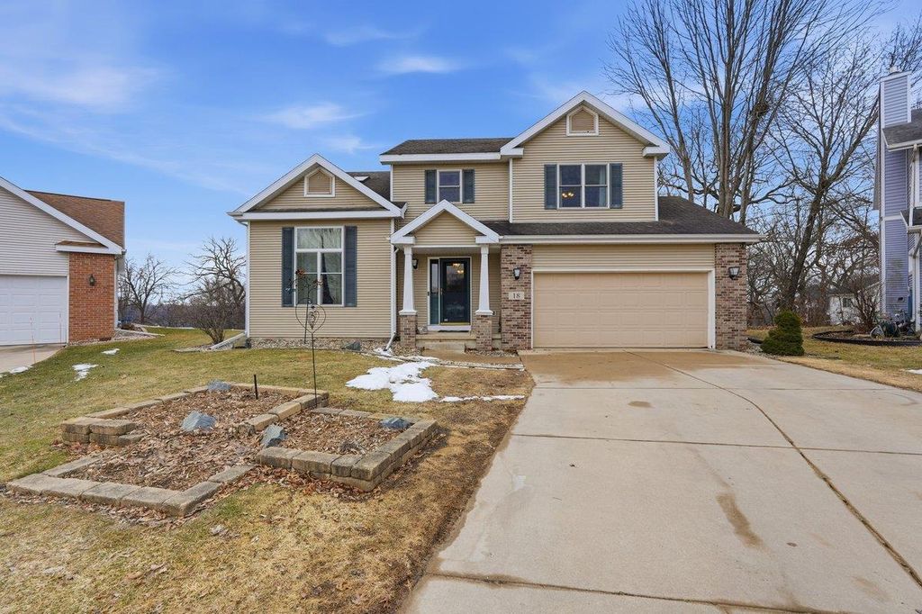 18 Prescott Circle, Madison, WI 53719