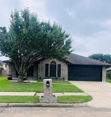 9310 Blackhawk Circle, Houston, TX 77075