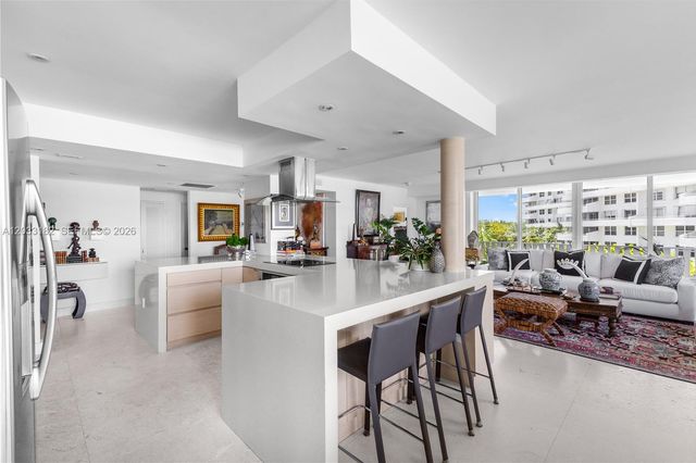 200 Ocean Lane Drive 409, Key Biscayne, FL 33149