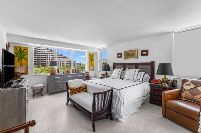 200 Ocean Lane Drive 409, Key Biscayne, FL 33149