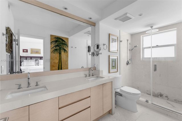 200 Ocean Lane Drive 409, Key Biscayne, FL 33149