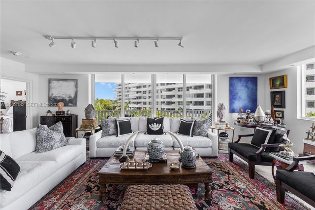 200 Ocean Lane Drive 409, Key Biscayne, FL 33149