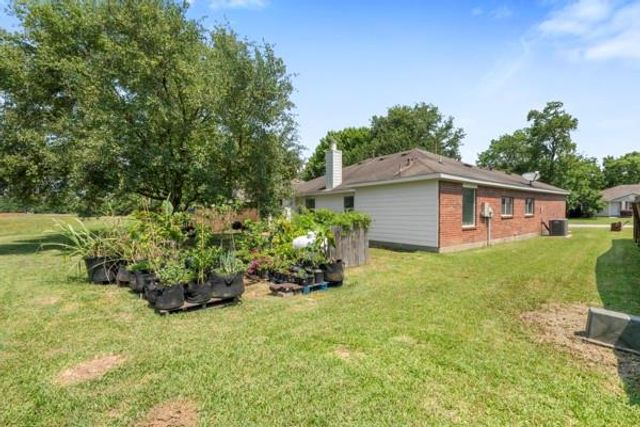 16843 Marlin Spike Way, Crosby, TX 77532