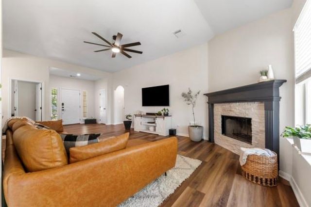 16843 Marlin Spike Way, Crosby, TX 77532