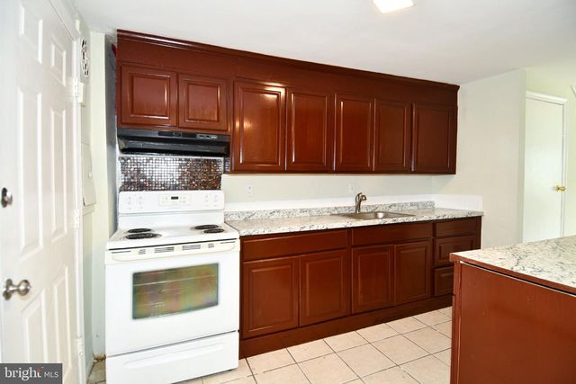7768 BURNSIDE RD, Landover, MD 20785