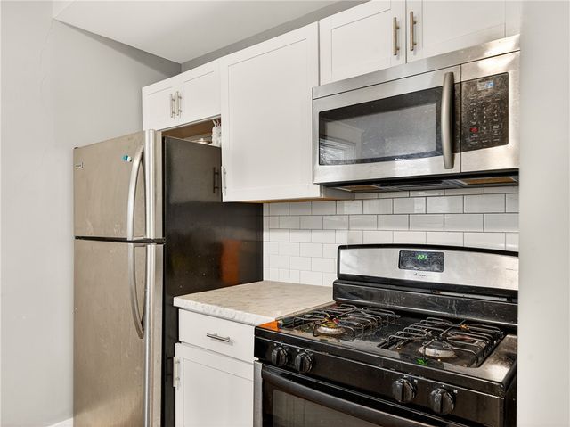 1069 Plymouth Avenue South, Rochester, NY 14608