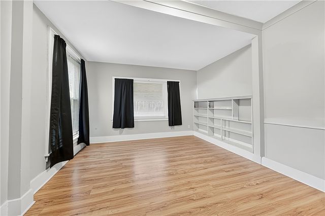 1069 Plymouth Avenue South, Rochester, NY 14608