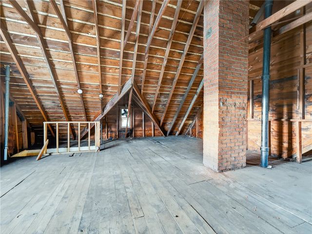 1069 Plymouth Avenue South, Rochester, NY 14608