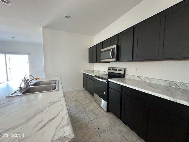 8236 W Campanella Way, Florence, AZ 85132