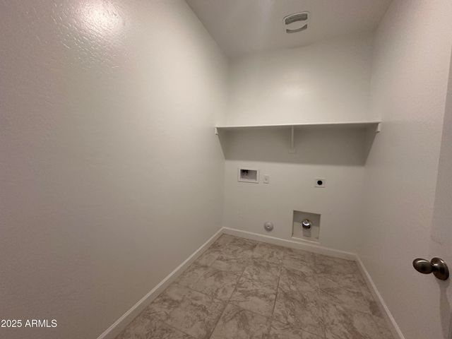 8236 W Campanella Way, Florence, AZ 85132