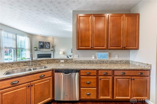 9363 Oak Brook Drive, Centerville, OH 45458