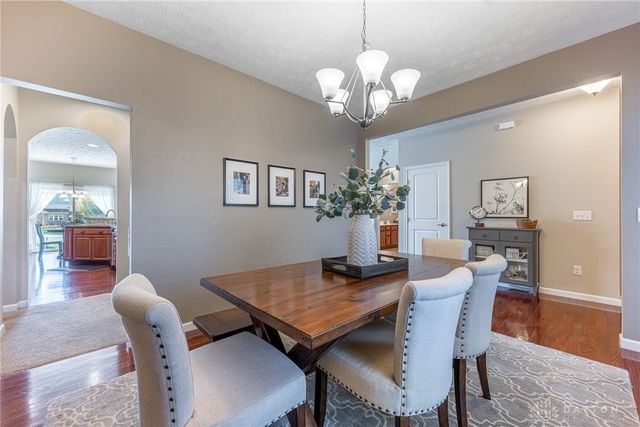 9363 Oak Brook Drive, Centerville, OH 45458