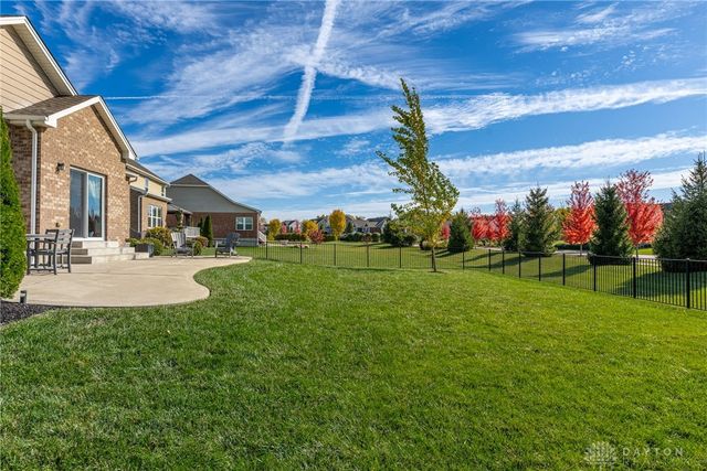 9363 Oak Brook Drive, Centerville, OH 45458