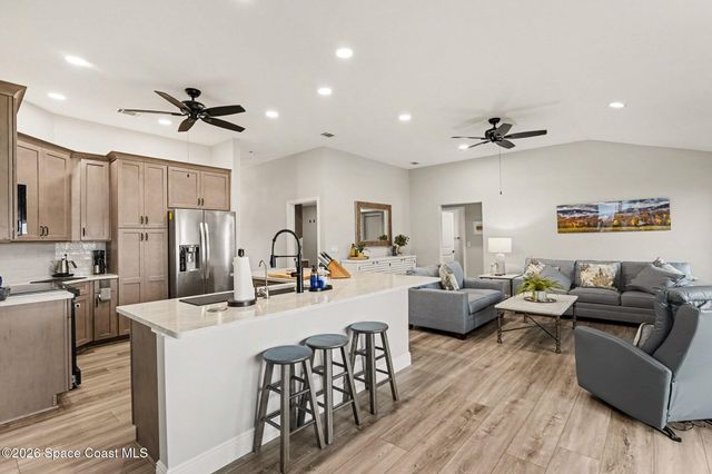 355 Lake View Lane, Palm Bay, FL 32909