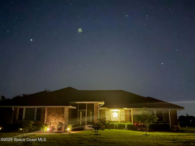 355 Lake View Lane, Palm Bay, FL 32909