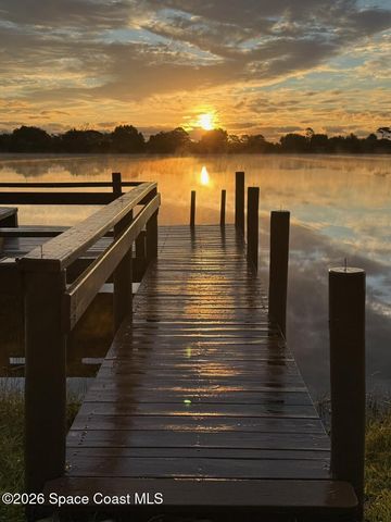 355 Lake View Lane, Palm Bay, FL 32909