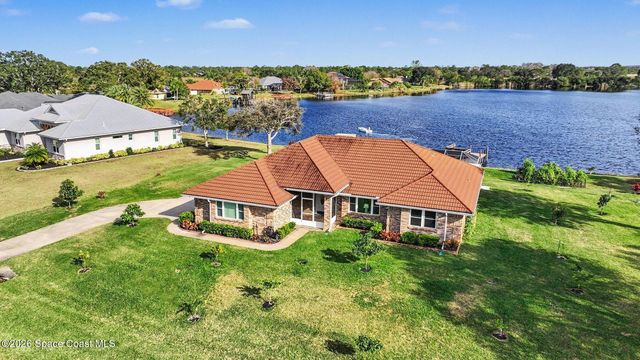 355 Lake View Lane, Palm Bay, FL 32909