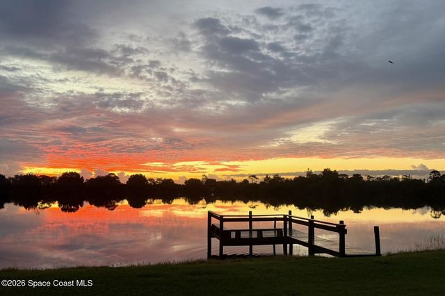 355 Lake View Lane, Palm Bay, FL 32909