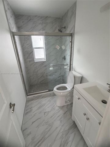 40 NW 62nd Ave, Miami, FL 33126