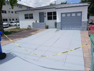 40 NW 62nd Ave, Miami, FL 33126