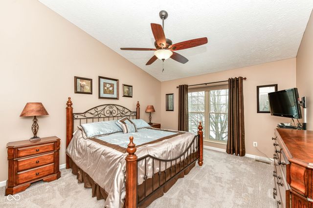 13190 Knollwood Place, Fishers, IN 46038