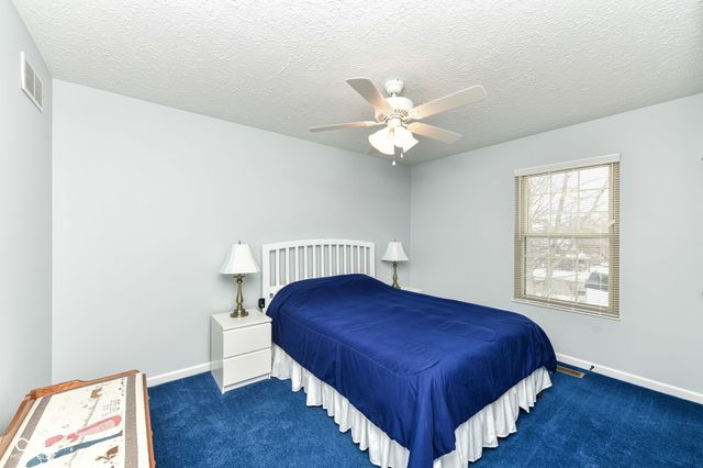 13190 Knollwood Place, Fishers, IN 46038