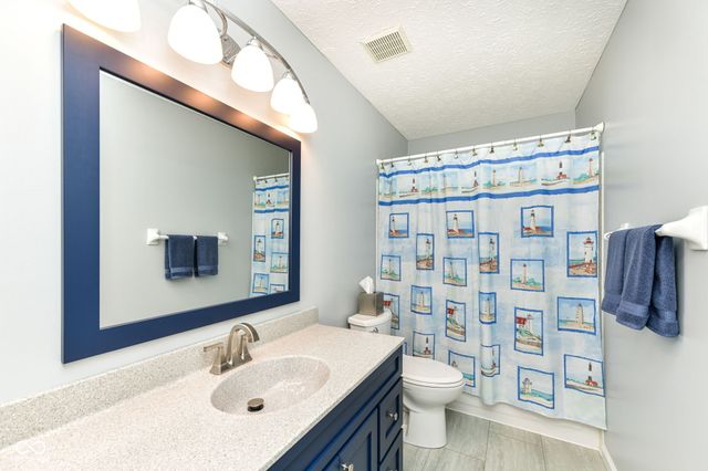 13190 Knollwood Place, Fishers, IN 46038