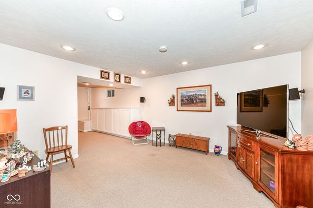 13190 Knollwood Place, Fishers, IN 46038