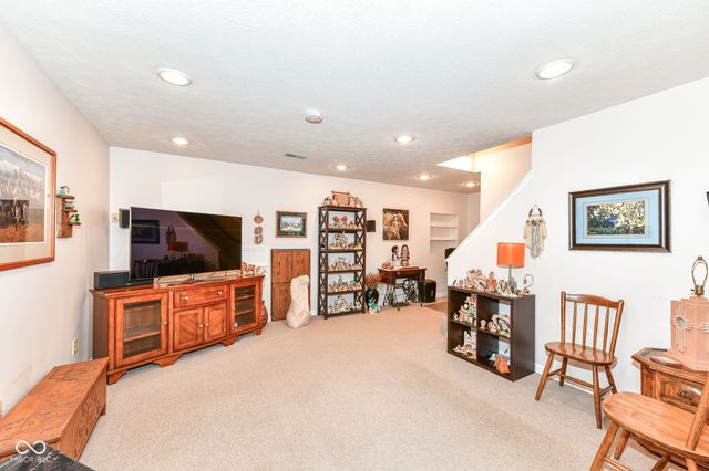 13190 Knollwood Place, Fishers, IN 46038