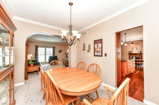 13190 Knollwood Place, Fishers, IN 46038