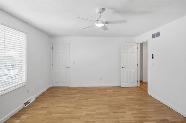 23 Benefit Street 16, Warwick, RI 02886