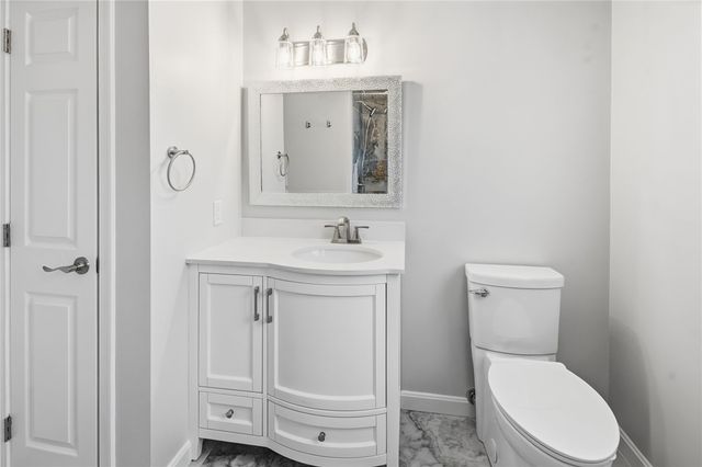 23 Benefit Street 16, Warwick, RI 02886