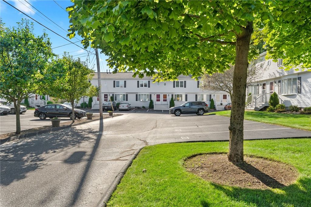 23 Benefit Street 16, Warwick, RI 02886