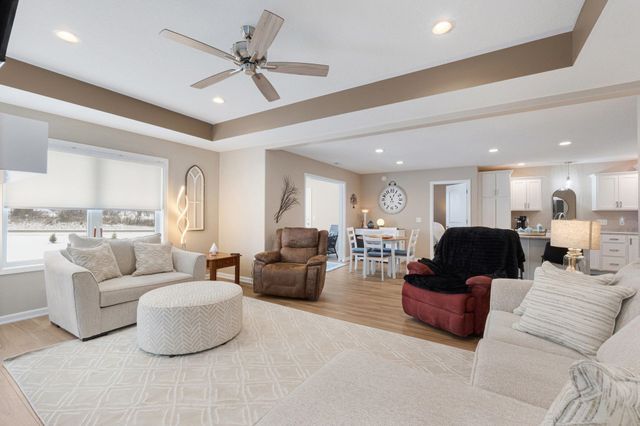 2011 Linchel Ct, Angola, IN 46703