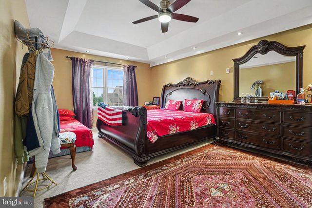 130 KOCH LN, Harrisburg, PA 17112