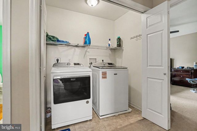 130 KOCH LN, Harrisburg, PA 17112