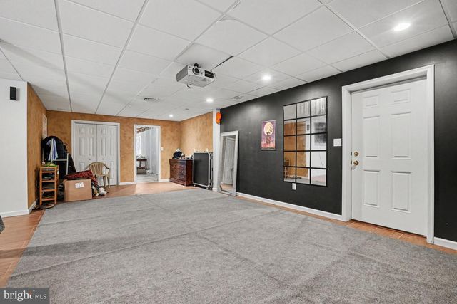 130 KOCH LN, Harrisburg, PA 17112