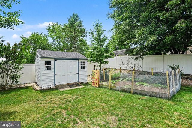 130 KOCH LN, Harrisburg, PA 17112